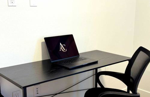 Modern Retreat 10 Min from Disneyland With Pool & Gym - Foto 3