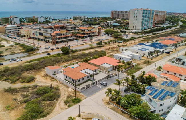 NEW 6BR Villa w Pool Across Street Palmbeach - Foto 31