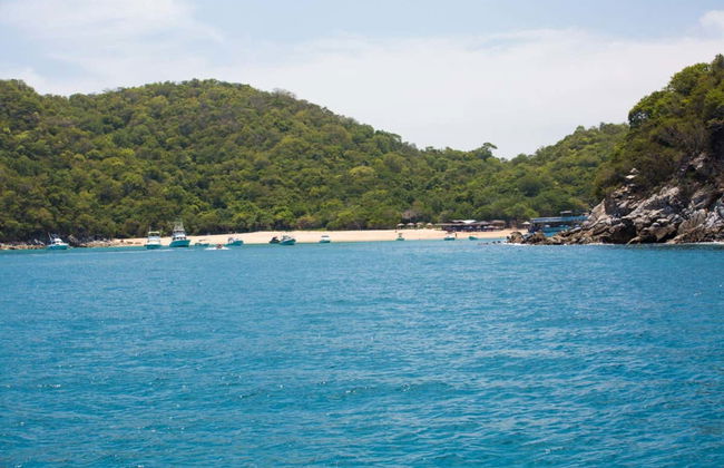 Passeio de barco pelas baías de Huatulco - Foto 3