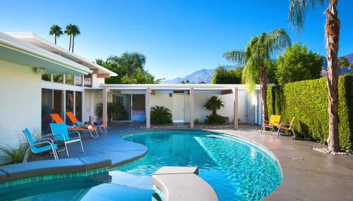 Collins Hideaway - Photo 1