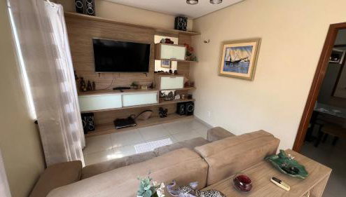 Casa com piscina e churrasqueira conforto e lazer garantido - Foto 1