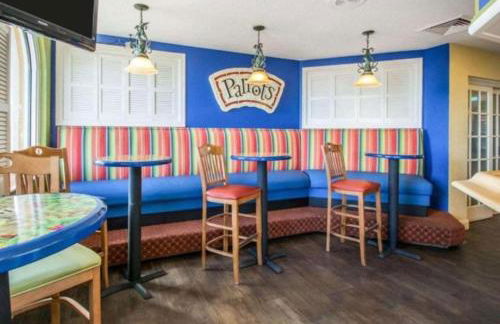 Hear the Atlantic waves in this Studio resort apt in Ormond Beach with vacation amenities - Photo 15