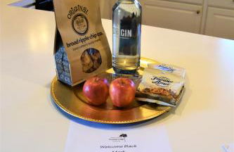 New listing! ON 62-acre Broad Ripple park/ less than a mile from Broad Ripple village. - Foto 16