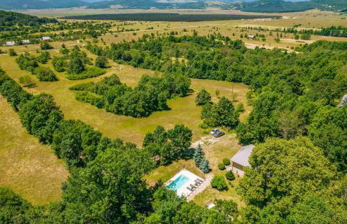 2 Bedroom Gorgeous Home In Frkasic - Photo 14