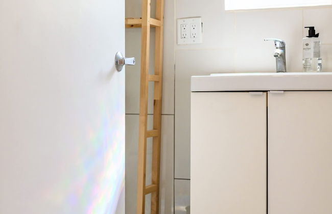 Scenic Retreat With Deck Stunning Views in LA - Foto 28