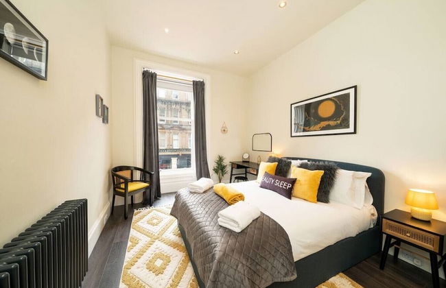 Cordis Apartment - A Trendsetter s Residence - Photo 11