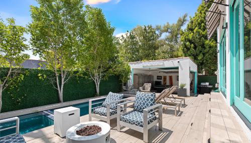 Luxury 4BR Villa with Private Pool in Los Angeles Crescent Heights - Photo 2, sunbed, furniture