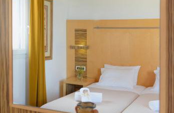 Adonis Rooms - Foto 19