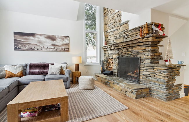 Slopeside In Okemo - Beautifully Renovated Spacious Family Townhouse 3 Bedroom Townhouse by RedAwning - Foto 17