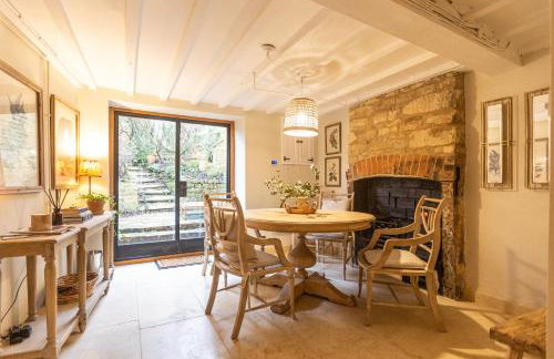 Medius Cottage in the Cotswolds - Photo 11