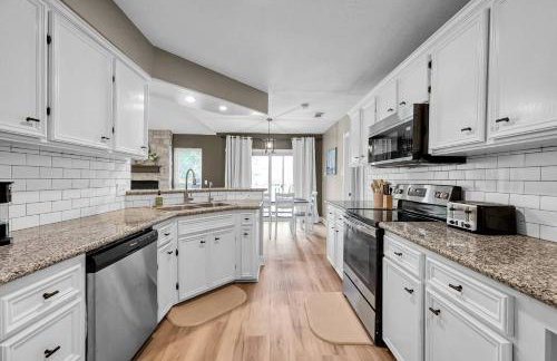 April Cove - Foto 12