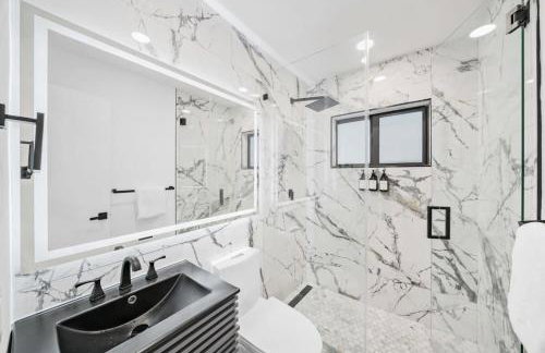 Luxury Villa Azure with Heated Pool 20 minutes to Beach - Foto 26