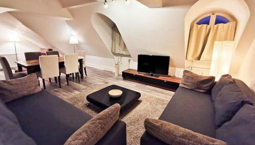 CF26 75m2 Central Quiet Duplex Apartment - Foto 3