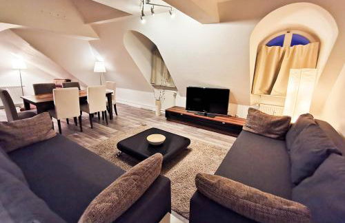 CF26 75m2 Central Quiet Duplex Apartment - Foto 3