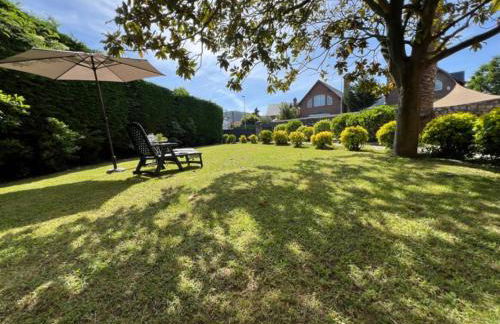 Villa privada con jardín &BBQ cerca de playas - Foto 34