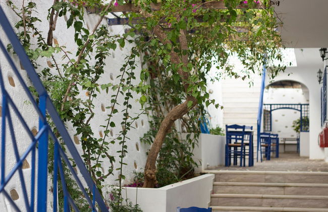 Kerame Hotel & Studios - Foto 7