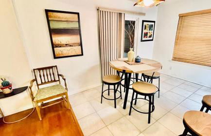 My Charming Home, Cozy, in the Heart of West Side - Foto 9