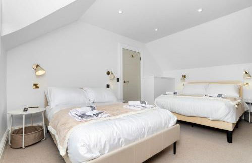 2 Bedroom Cottage-Free Parking - Photo 5