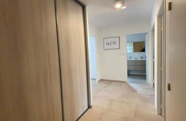 Domaine D'Ahmosis, modern 2 bedrooms refurbished apartment, f3 moderne fraichement rénové - Foto 22