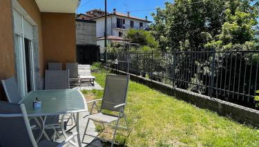 Lily House - Foto 3, Garden, sunbed, Garden view