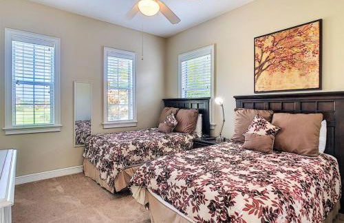 Two King En-Suites …Inside the Prestigious Reunion Resort - Foto 36