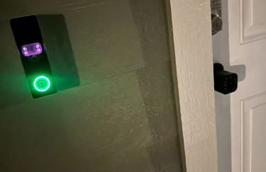 Cozy Stay with Pool Relax with Easy Access to Highway - Foto 3