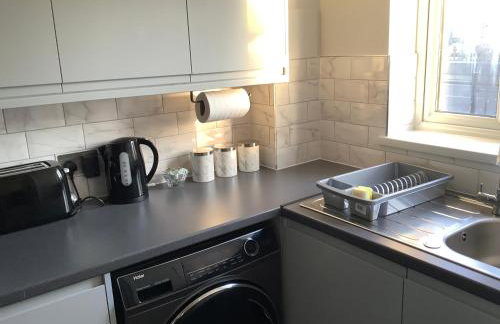 Newly Renovated 2BR Near Airport Book Fast - Foto 7