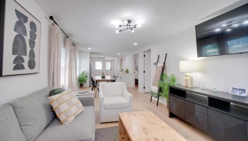 Zen Haven Lakefront Erie Home with Shore Access - Foto 5