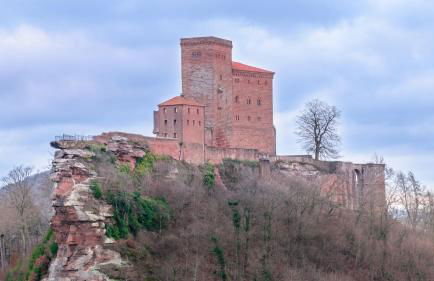 ROMANTIC-Apartment - Altbauflair mit Dachterrasse & Waldblick, Maisonette, 80m2 - Foto 40