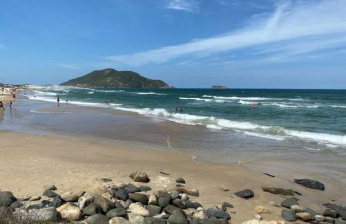 Casa espaçosa na praia do santinho sc - Foto 22