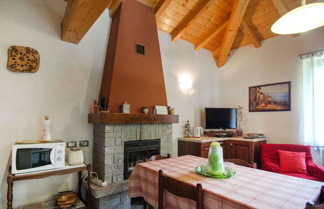 2 bedroom Apartment in Cremia with garden - Photo 8