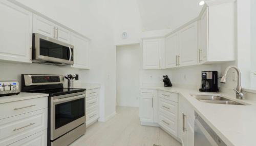 Crown Pointe- Crown Pointe Blvd.,E. - Foto 5