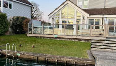 Lake View Landings Cotswolds Water Park South Cerney - Foto 5