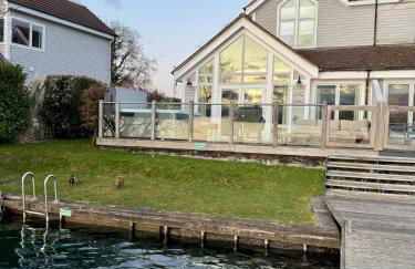 Lake View Landings Cotswolds Water Park South Cerney - Foto 5