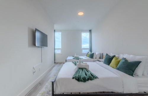 Emerald Escape, Free Parking, 2 Bath, Sleeps 8 Near American Dream and The Airport, King Bed and 2 Queen Beds, Washer and Dryer - Foto 20