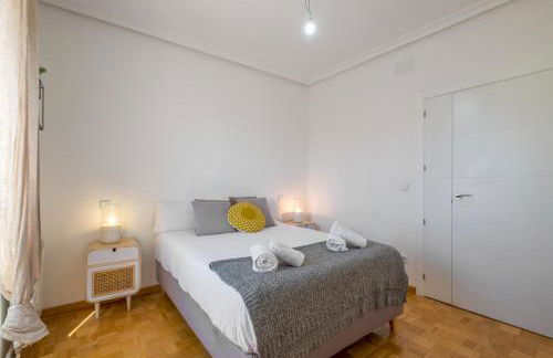 4 bedrooms 2 bathrooms furnished - Salamanca - bright - MintyStay - Photo 11