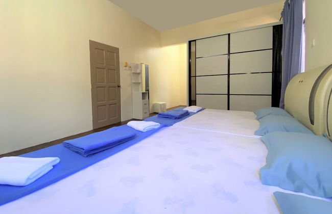 OYO 90199 Homely&cozy House - Foto 10