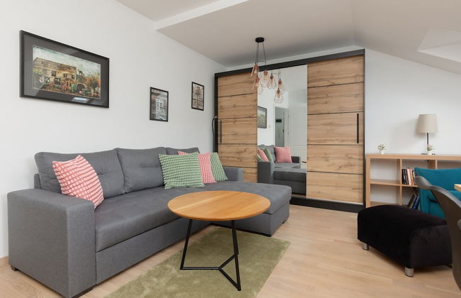 Spacious 3 Bedroom Apartment by Renters - Foto 1