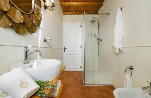 House in the heart of Tuscany with A/C and pool! - Foto 5