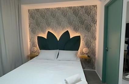 Studio completo - proximo ao metro Luz - Foto 12