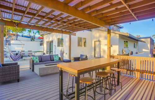 Large Pool Home on Two Acres with Views! - Foto 2