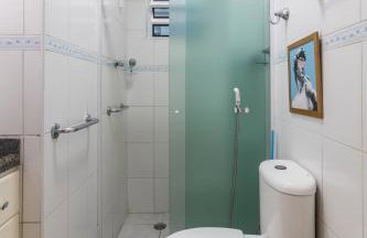 Comfortable Gonzaga Apartament - Em 1 minuto a pé tá na PRAIA Gonzaga em Santos e no Shopping Balneário, 2 ar-condicionados, portaria 24 horas, elevador, 1 vaga carro Gratís, wi-fi Grátis, enxoval Gratuito, PRAIA Santos Gonzaga, Bicicleta disponí - Foto 26