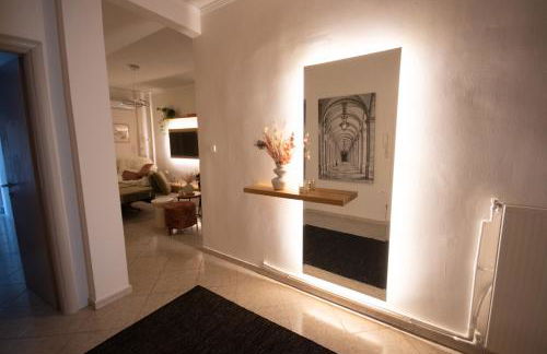 Anatoli 3 bedroom City Central Apartment - Foto 5