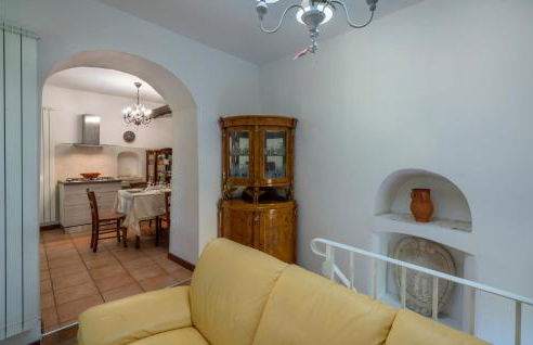 Lovely Apartment In Caramanico Terme - Photo 11