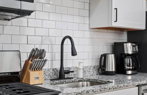 Shadyside, Central !1 Spacious & Modern 1 Bedroom with Parking - Foto 16