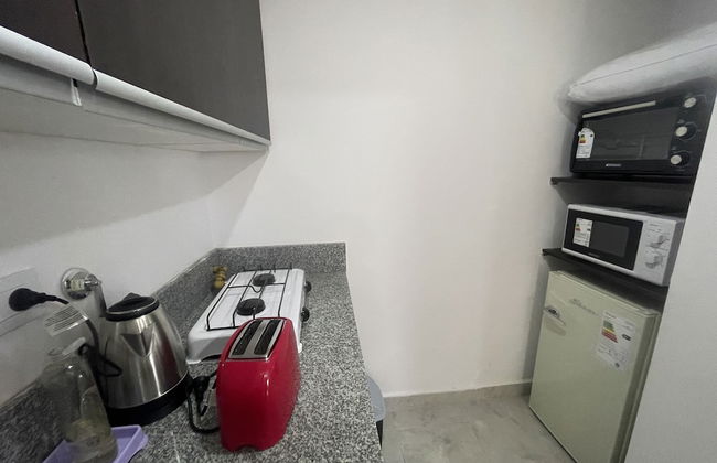 Modern Studio With Open Views, Pool, and 24-hour Security - Foto 10