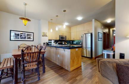 Solstice 11 Amazing Location on Golf Course, Heated Garage, Private Washer Dryer condo - Photo 12