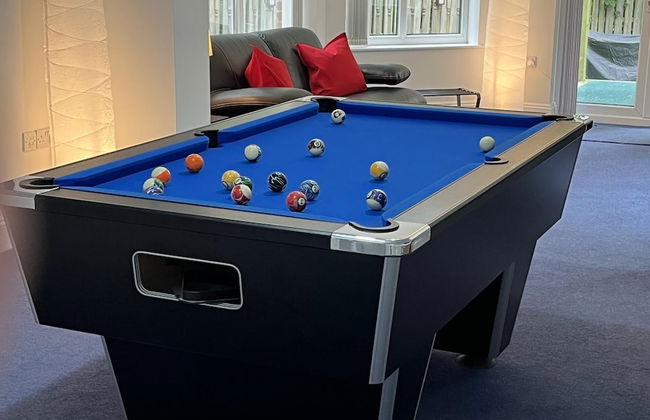 Blaydonburn - Sleeps 4,5 - Parking - Hottub - Yard - Photo 31