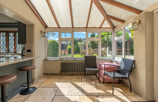 Remarkable 4-bed Cottage in Cearleon - Foto 10