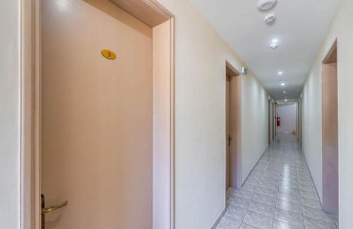 Angela Hotel & Apartments - Foto 10